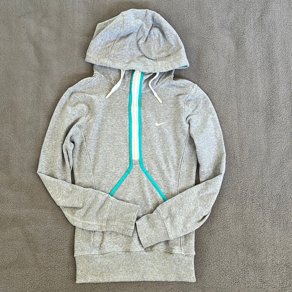 Nike Pullover